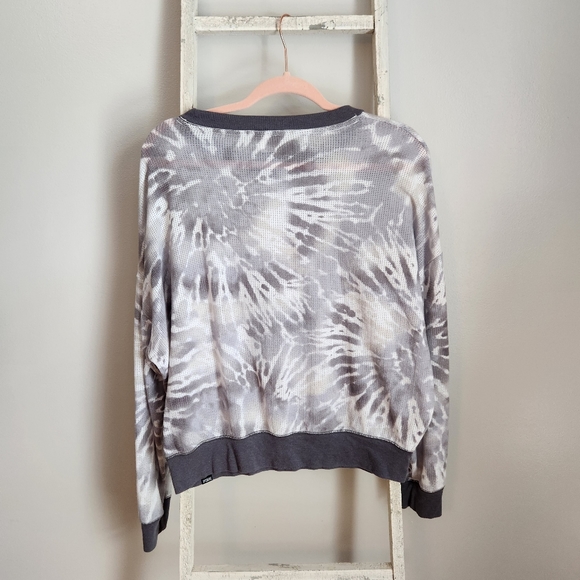 Victoria's Secret PINK Large gray tie dye mesh long sleeve top - Picture 5 of 5
